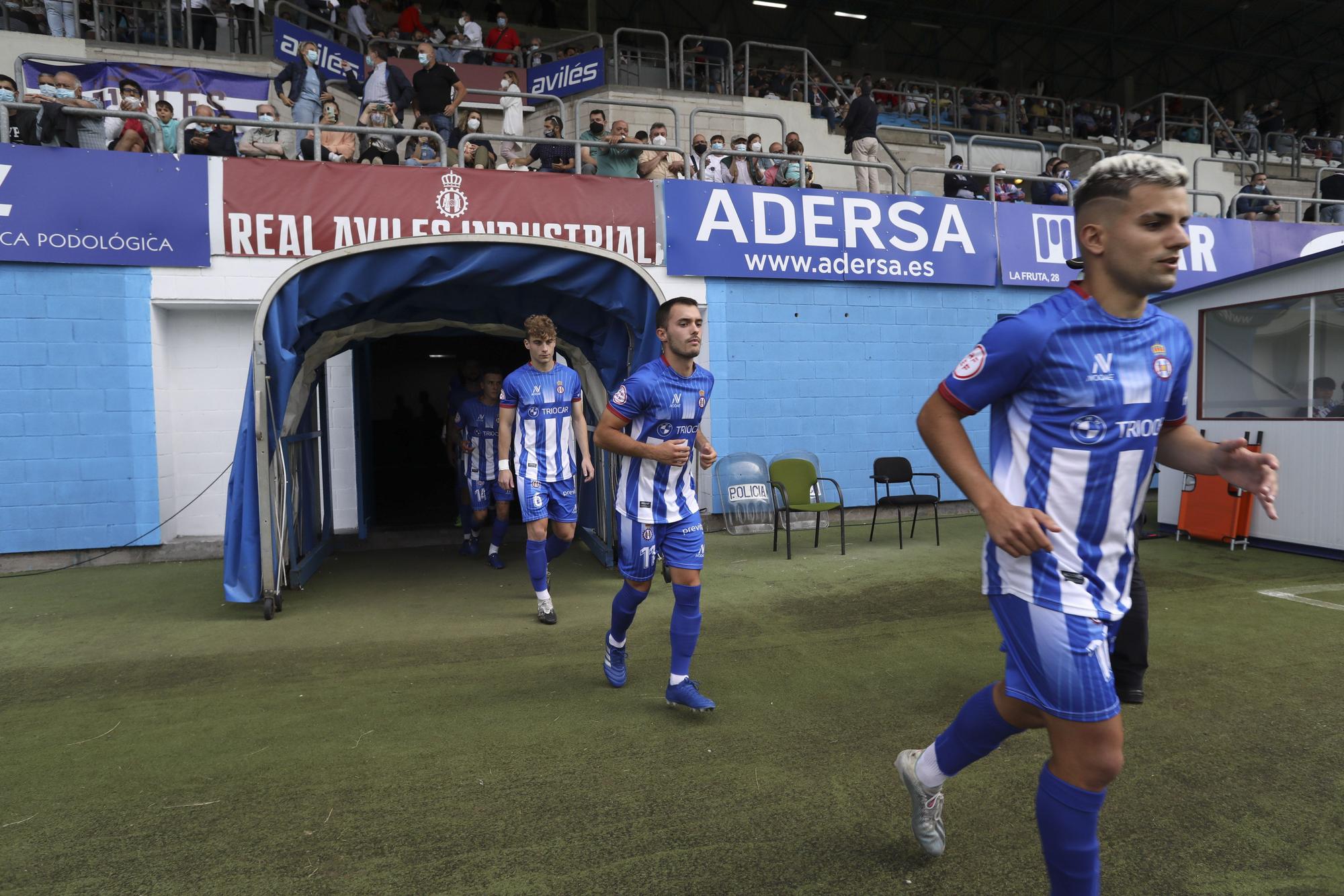 Las imágenes del partido del Oviedo contra el Avilés