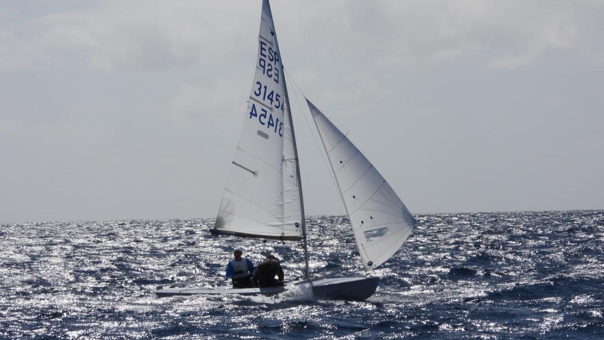 Los hermanos Del Castillo durante la regata en Lanzarote.