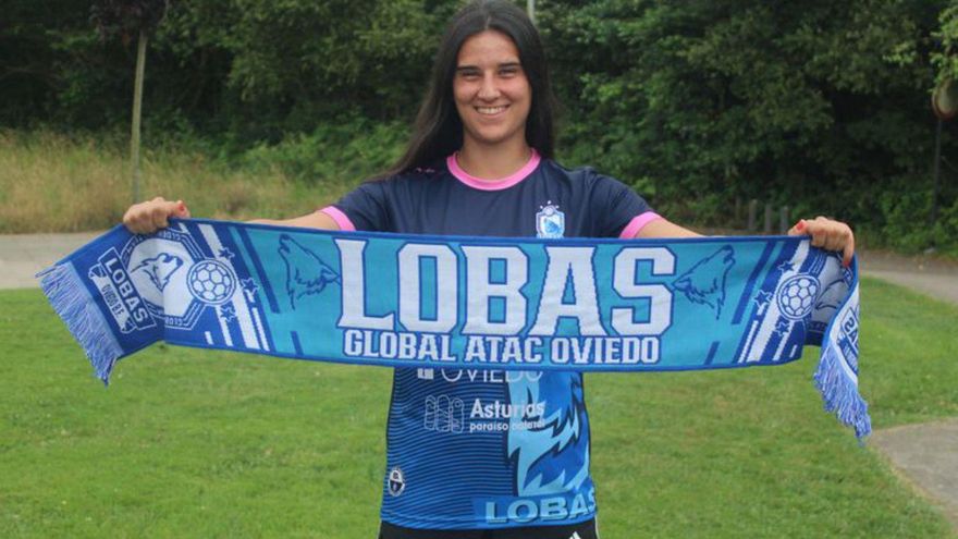 Blanca Sánchez, con los colores del Lobas Oviedo. | LOBAS GLOBAL ATAC OVIEDO