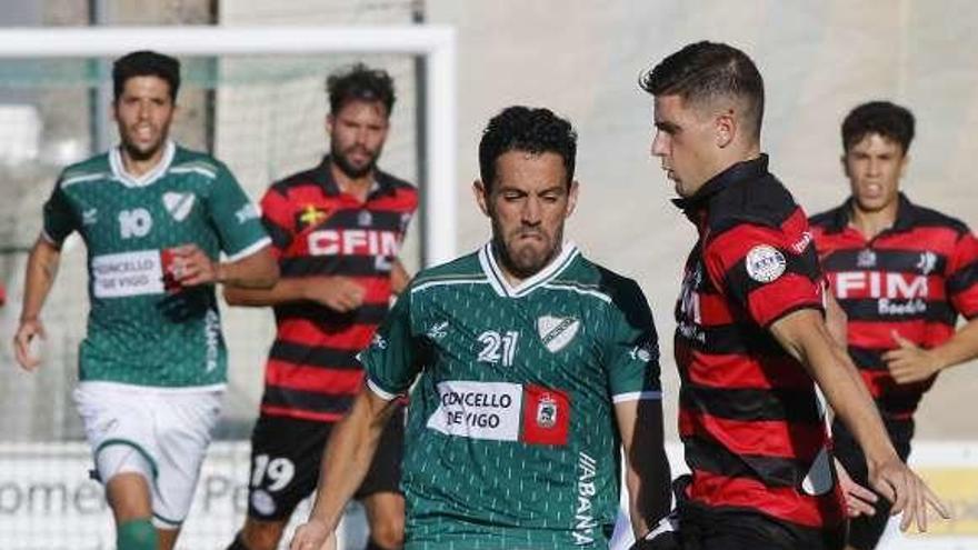 Mateo, en el partido liguero contra el Internacional. // Alba Villar