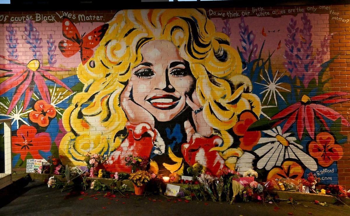 Uno de los homenajes a la cantante Dolly Parton