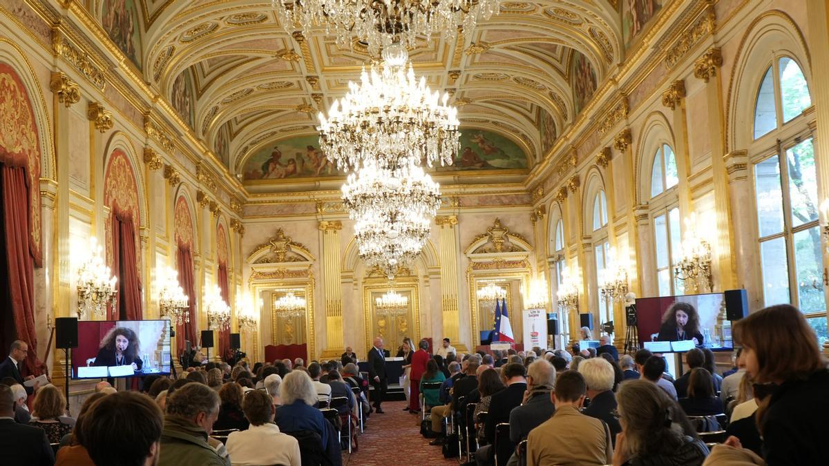 Ceremonia de entrega de un premio literario al Rey emérito Juan Carlos I por su libro de memorias, en la Asamblea Nacional francesa Ceremonia de entrega de un premio literario al Rey emérito Juan Carlos I por su libro de memorias, en la Asamblea Nacional francesa