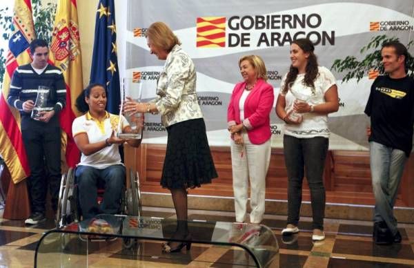 Fotogalería: Recibimiento a los paralímpicos aragoneses