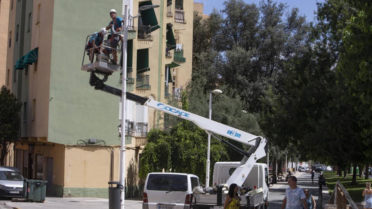 Xàtiva, CTR Instalación de iluminaria led en l'Avinguda de la Ribera
