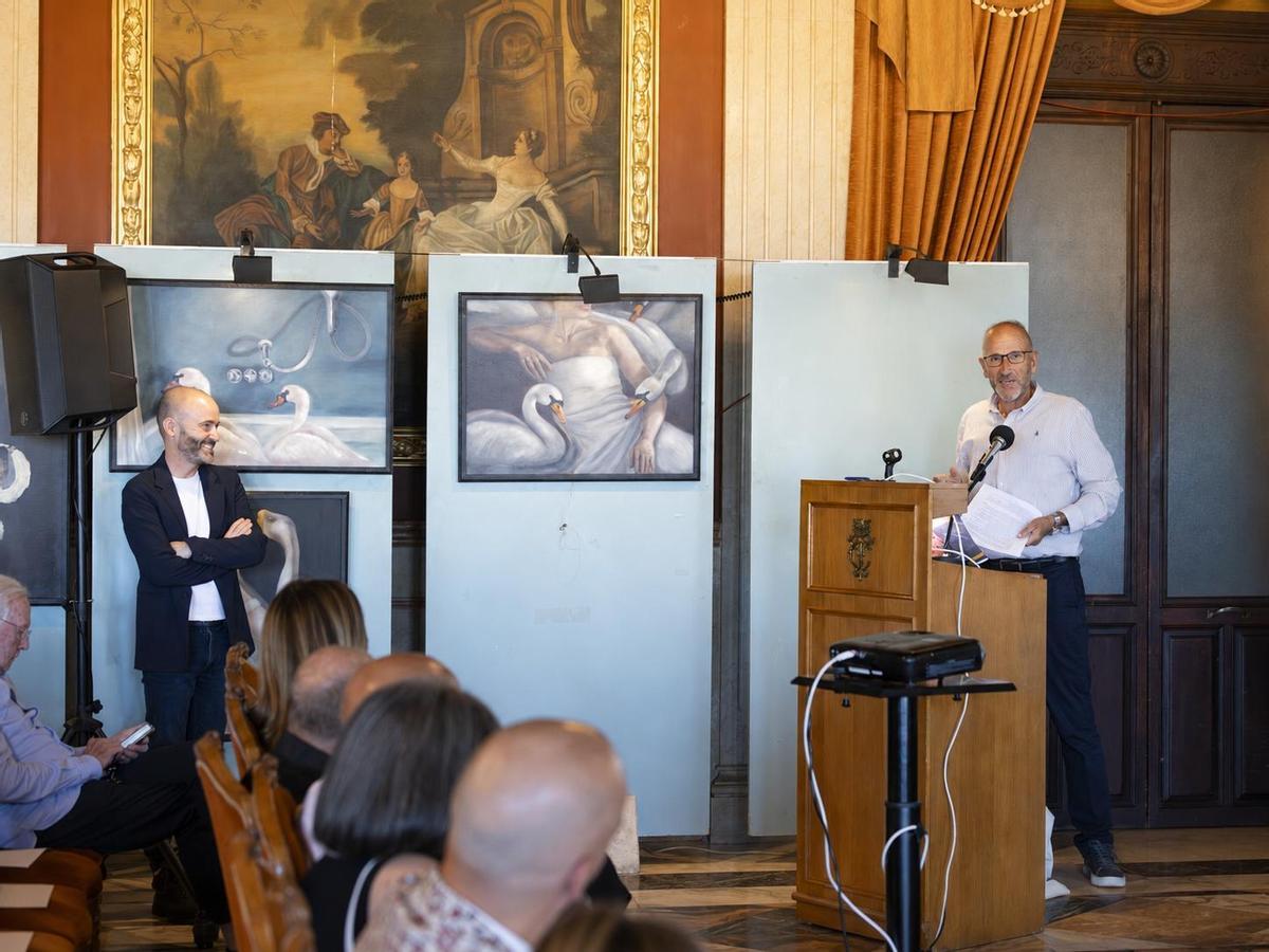 El catedrático José Fernando Vera Rebollo durante el acto de homenaje
