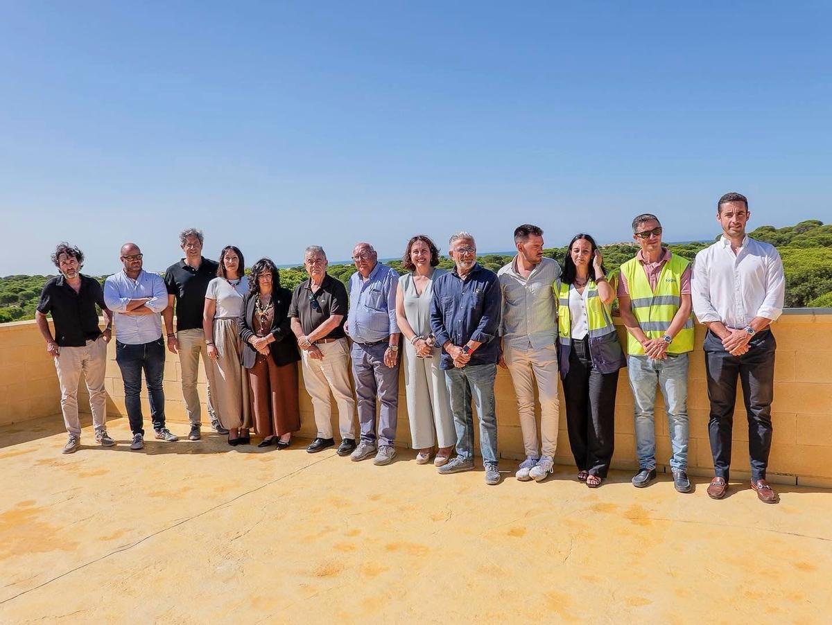 Acto de inauguración del mirador 'Puerta de Doñana'.