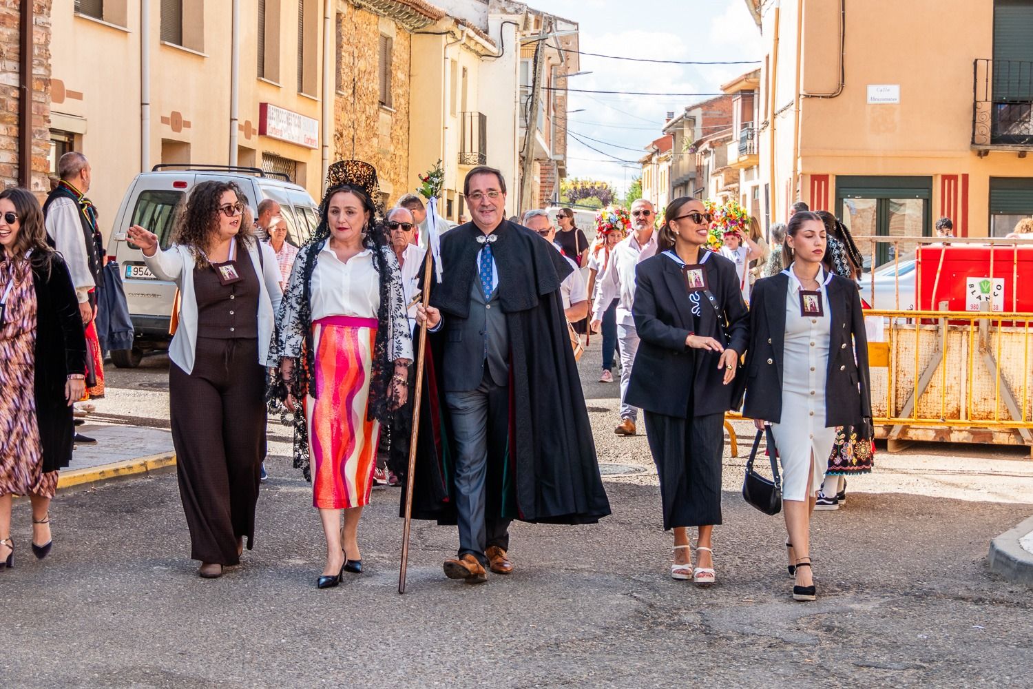 Tábara festeja la Virgen del Camrne más femenina