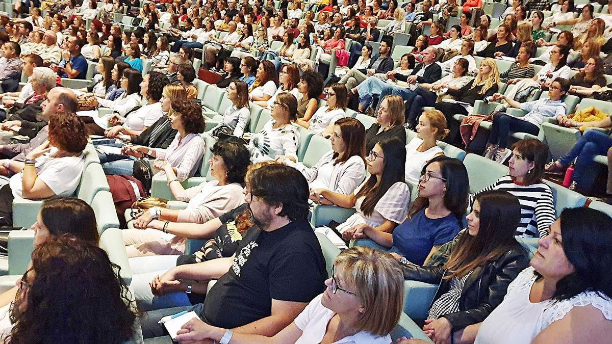 Foro de la educación para las familias y docentes con David Bueno: Cómo  aprende nuestro cerebro