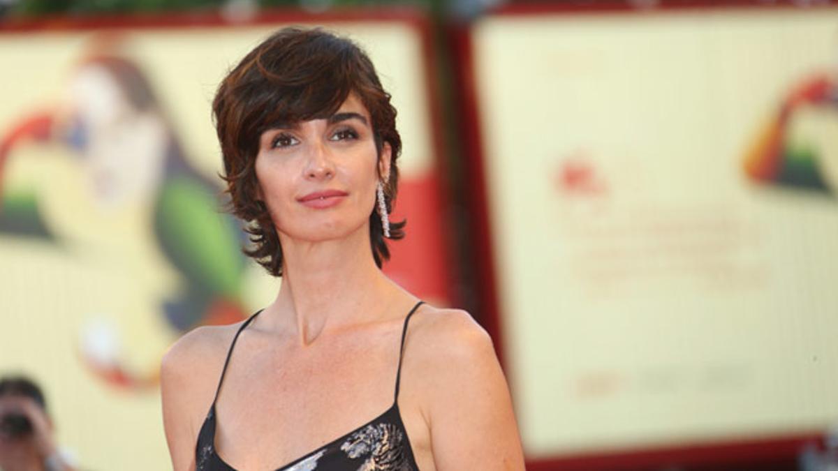 Paz Vega presenta 'Roma' en el Festival de Cine de Venecia vestida de Carolina Herrera
