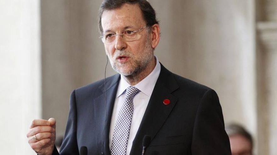 Rajoy anuncia que &quot;pronto&quot; habrá nuevas medidas &quot;difíciles&quot;