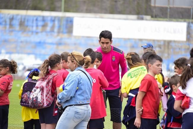 Entrenamiento de la UD Las Palmas en Barranco ...