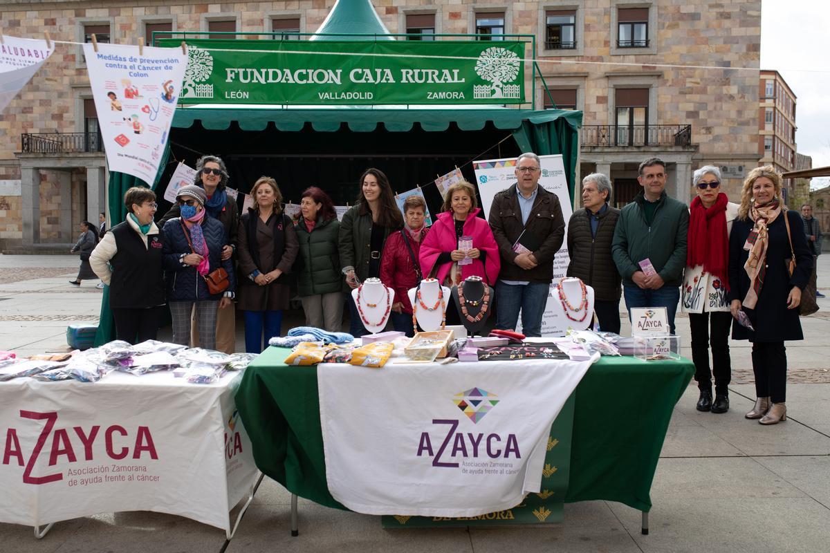 Campaña contra el cáncer de colon de Azayca