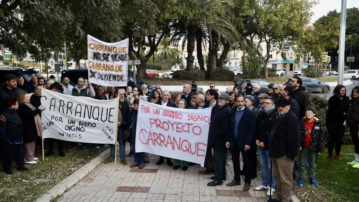 Protesta vecinal por los cambios en la rotonda de la Comisaría