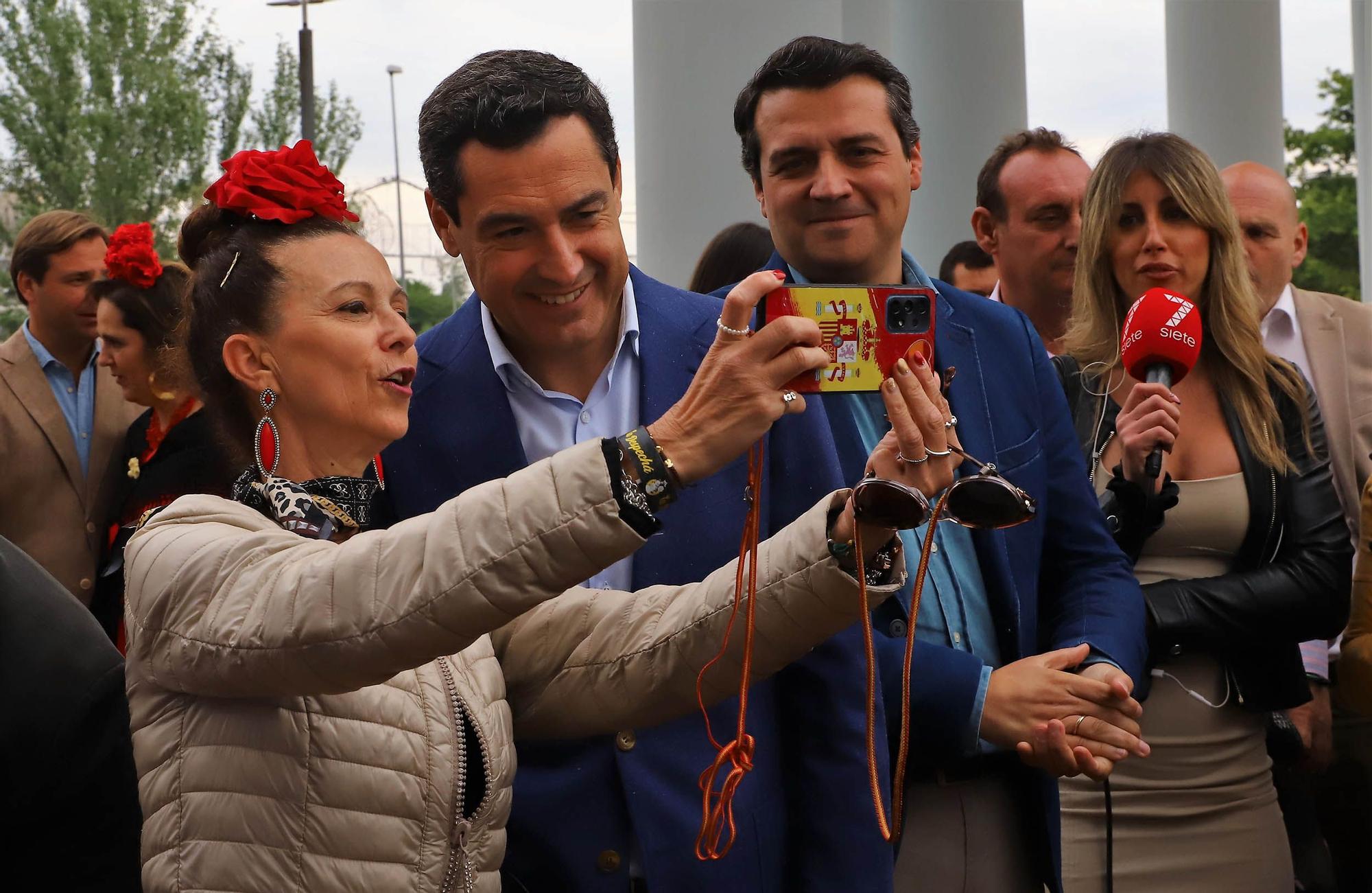 Visita de Juanma Moreno a la Feria de Córdoba