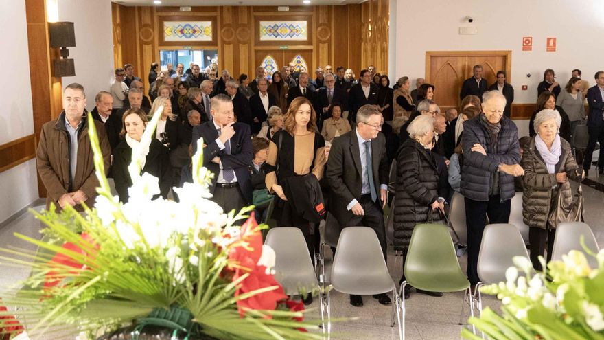 Familiares y amigos despiden a Román Bono, fallecido a los 83 años en Alicante