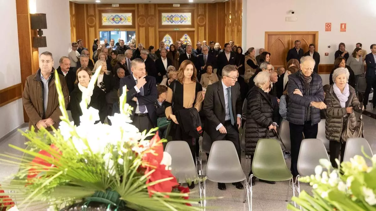 Familiares y amigos despiden a Román Bono, fallecido a los 83 años en Alicante