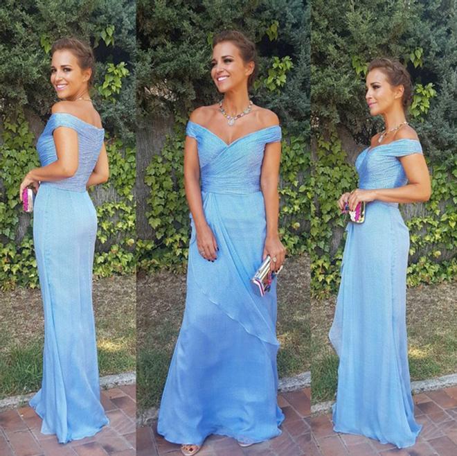 Paula Echevarría con vestido azul para una boda