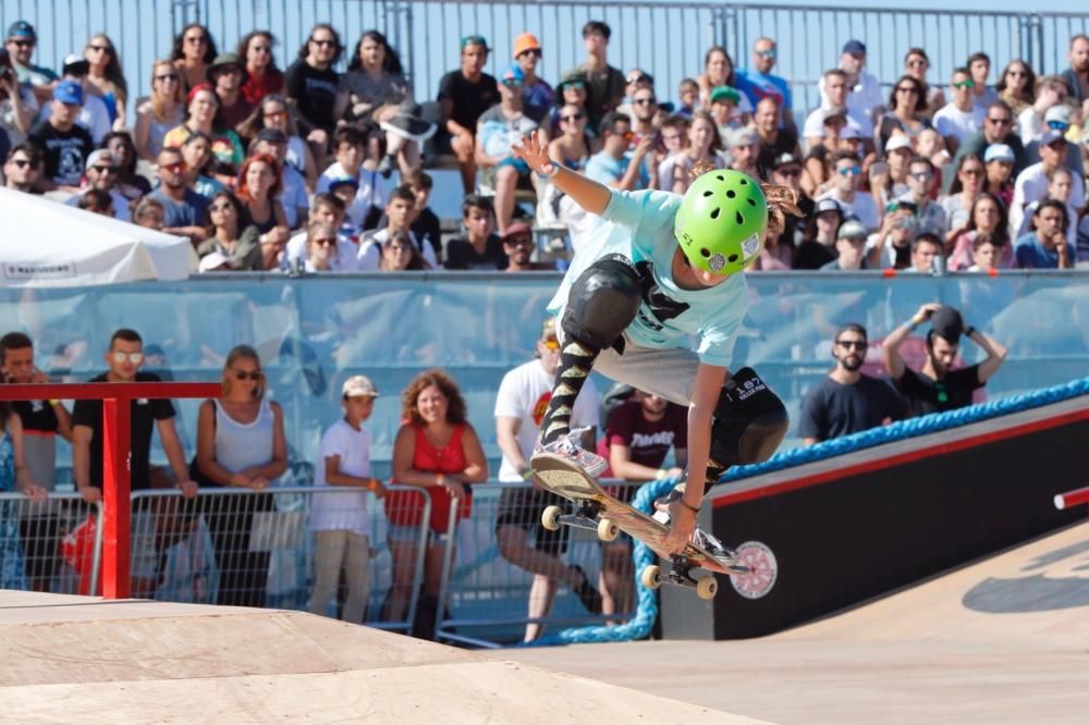 Tres días de acrobacias y piruetas imposibles, arte, deporte y cultura urbana campando por la fachada atlántica de Vigo. Un espectáculo al aire libre para el mejor festival del noroeste.