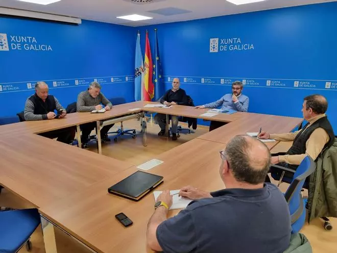 Alto el fuego (parcial) en la "guerra de la mejilla"