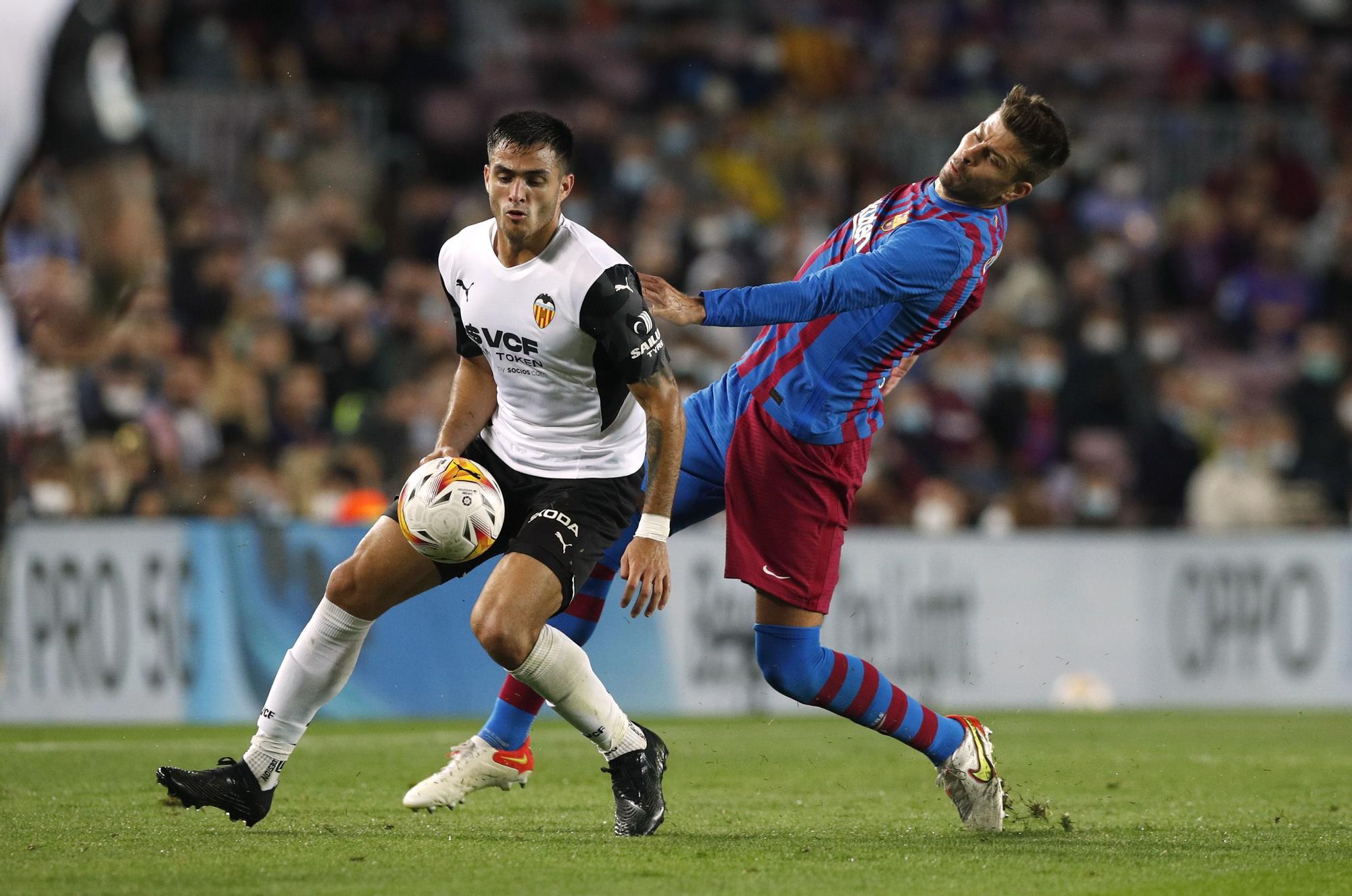 Las imágenes del partido entre el Barcelona y el Valencia CF en el Camp Nou
