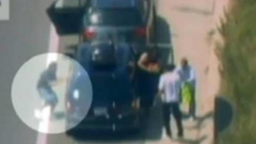 Un hurto por el procedimiento del &quot;pinchazo&quot; a una pareja de turistas en la autopista AP-7.