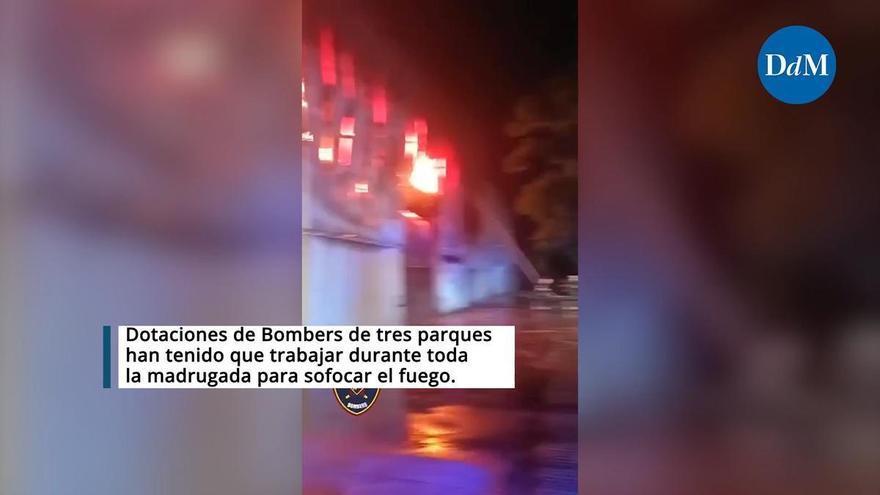 Gro-brand-in-Binissalem-Hier-k-mpft-die-Feuerwehr-gegen-die-Flammen