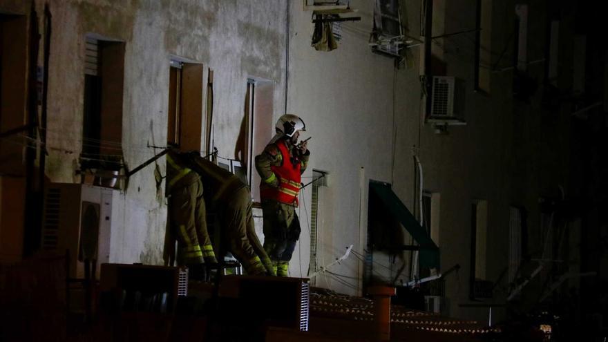 Troben tres cossos entre la runa de l&#039;edifici esfondrat a Badalona