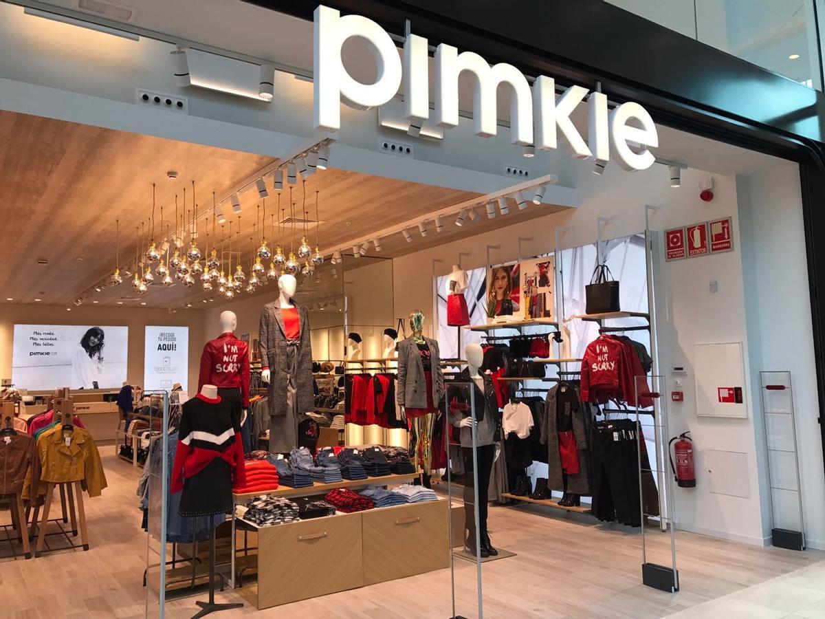 Archivo - Tienda de Pimkie