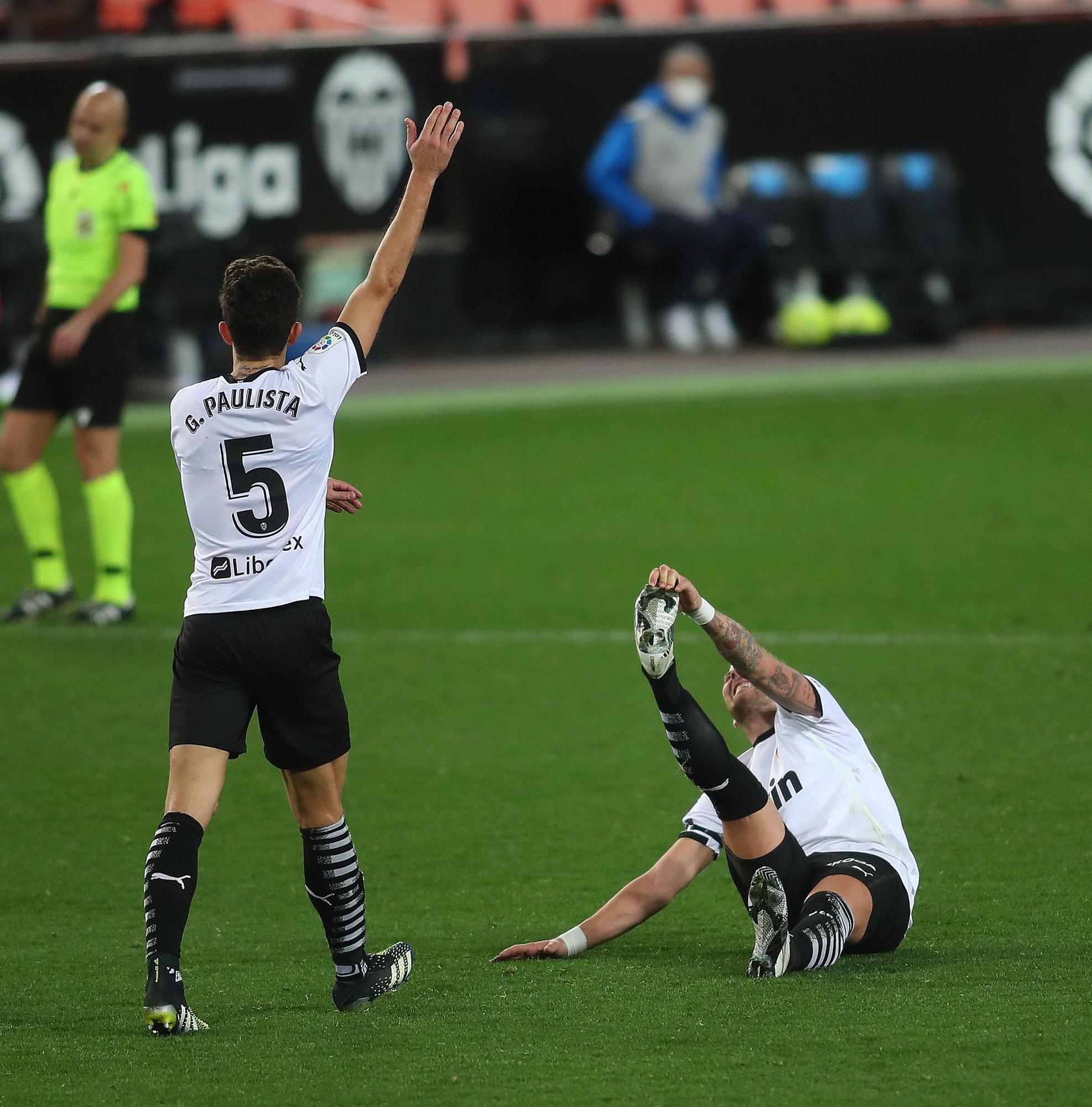 Las imágenes la victoria del Valencia CF frente al Elche