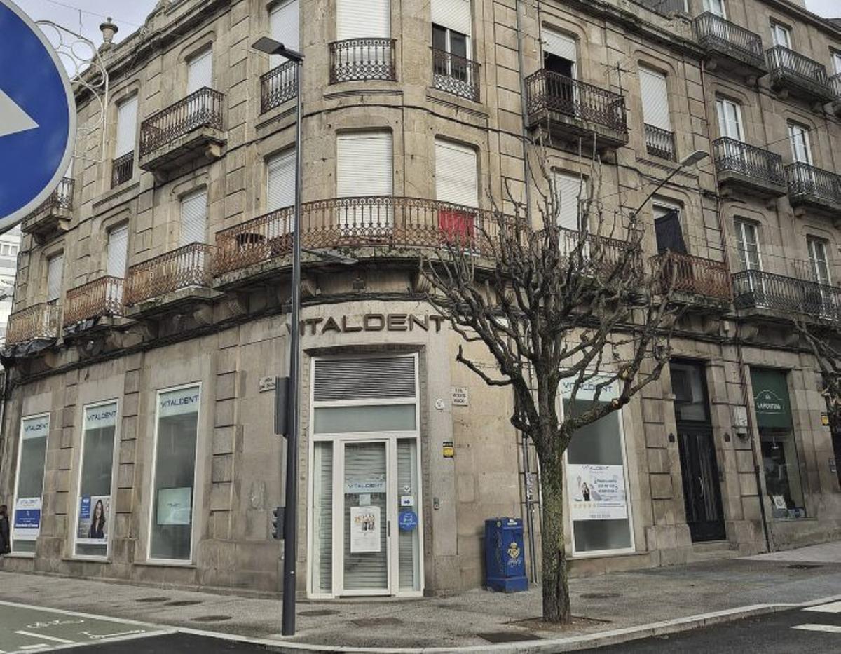 Otro edificio okupado en A Ponte. | Iñaki Osorio