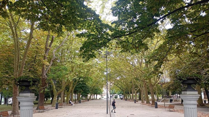 Avilés impulsa una campaña de firmas para nombrar el paseo del parque del Muelle en honor a Pablo González Castañón