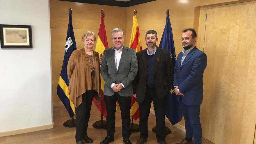 Iniciativa Porteña se reúne con el alcalde de Salou