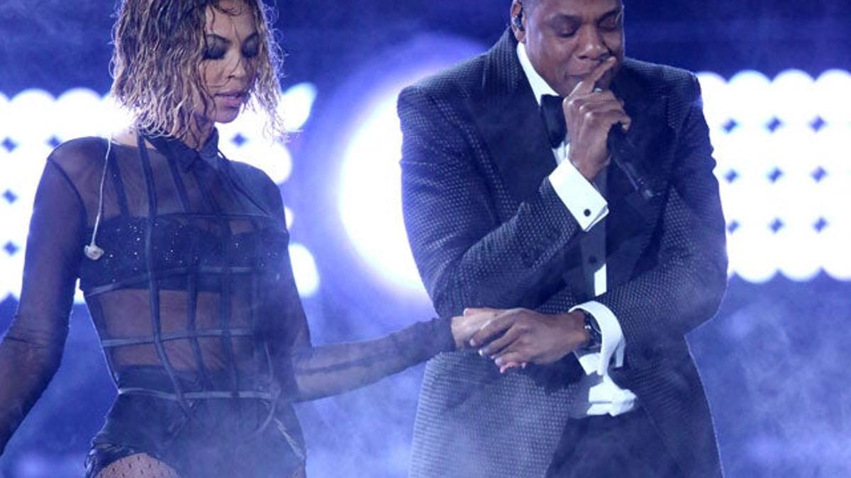 Beyoncé y Jay Z sobre el escenario de los Grammy 2014