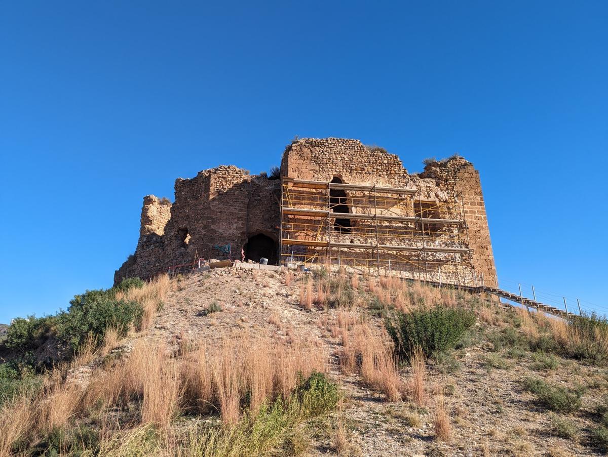El Ayuntamiento de Castellnovo licita trabajos de rehabilitación del Castillo-Palacio Beatriz de Borgia.