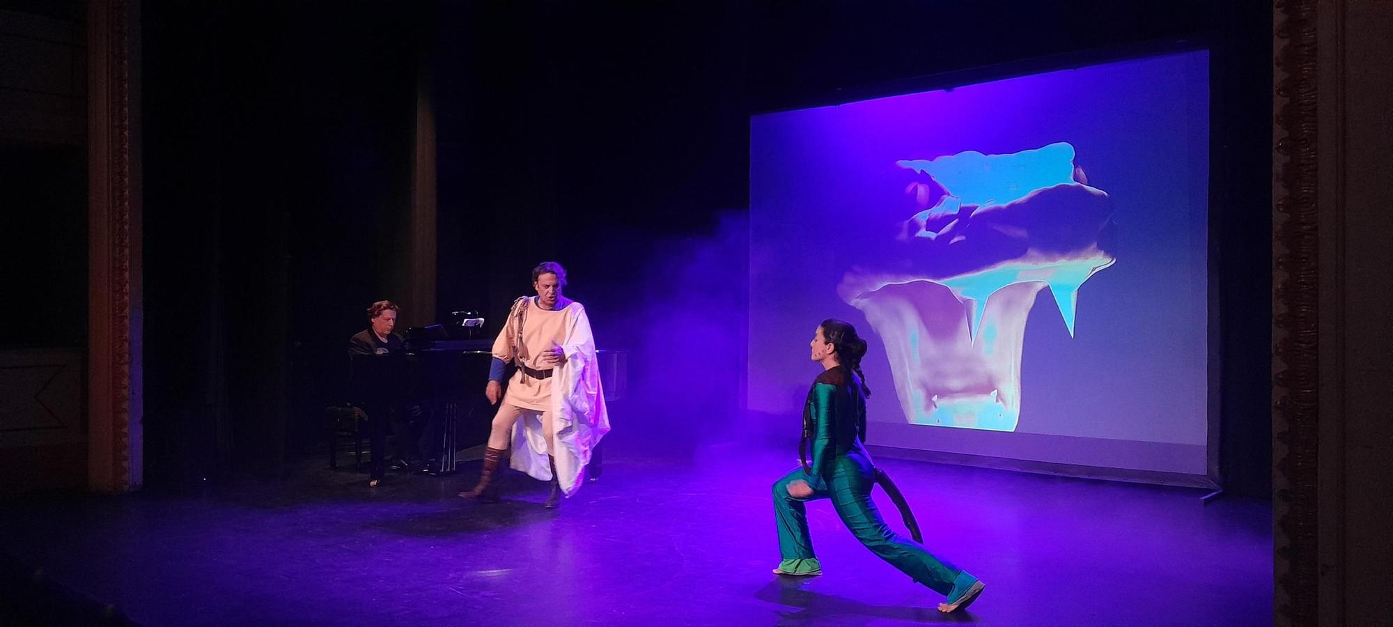 GALERÍA | Representación de "La flauta mágica", de Mozart, en el teatro Latorre de Toro