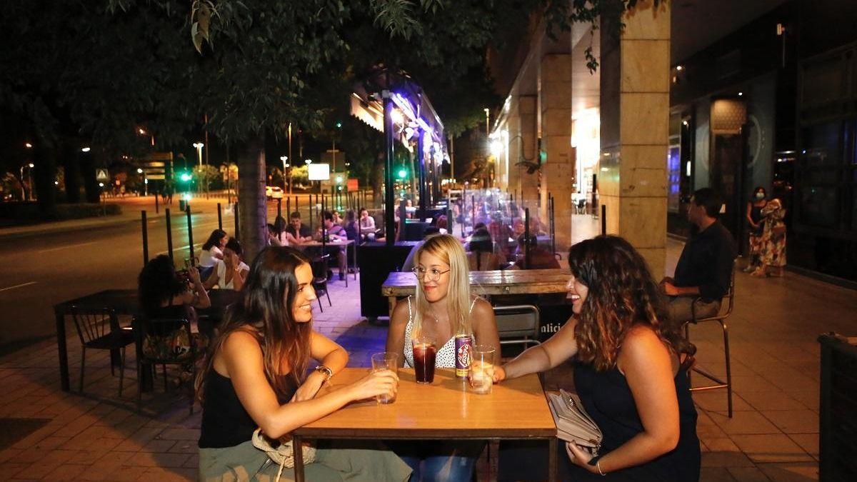 Terraza de un bar de copas en Córdoba.