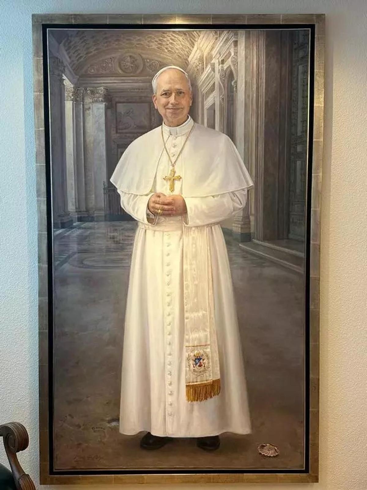 Retrato de León XIV, a tamaño natural, realizado por María José Ruiz.