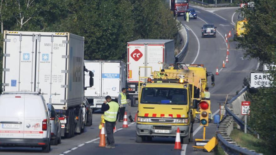 Imatge d&#039;arxiu d&#039;unes obres a la C-66, el vial que s&#039;endú la inversió més gran dels pressupostos a les comarques gironines