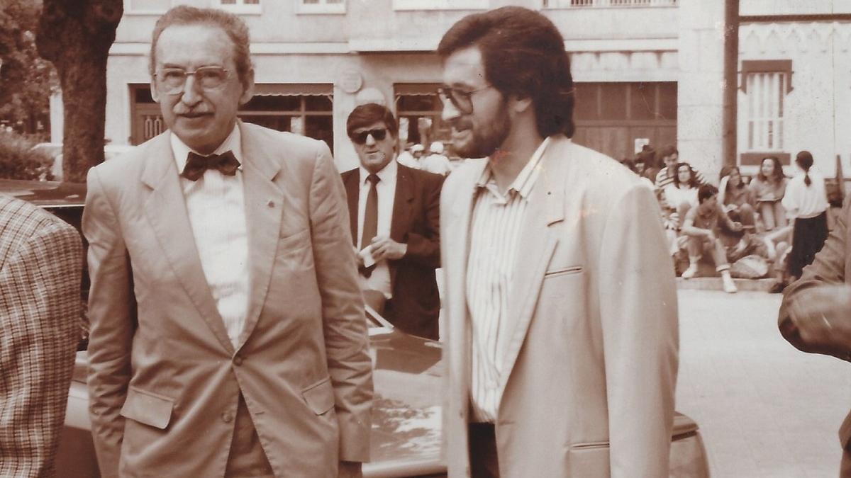 Visita del conseller Josep Laporte en els 150 anys de l'Institut Ramon Muntaner.