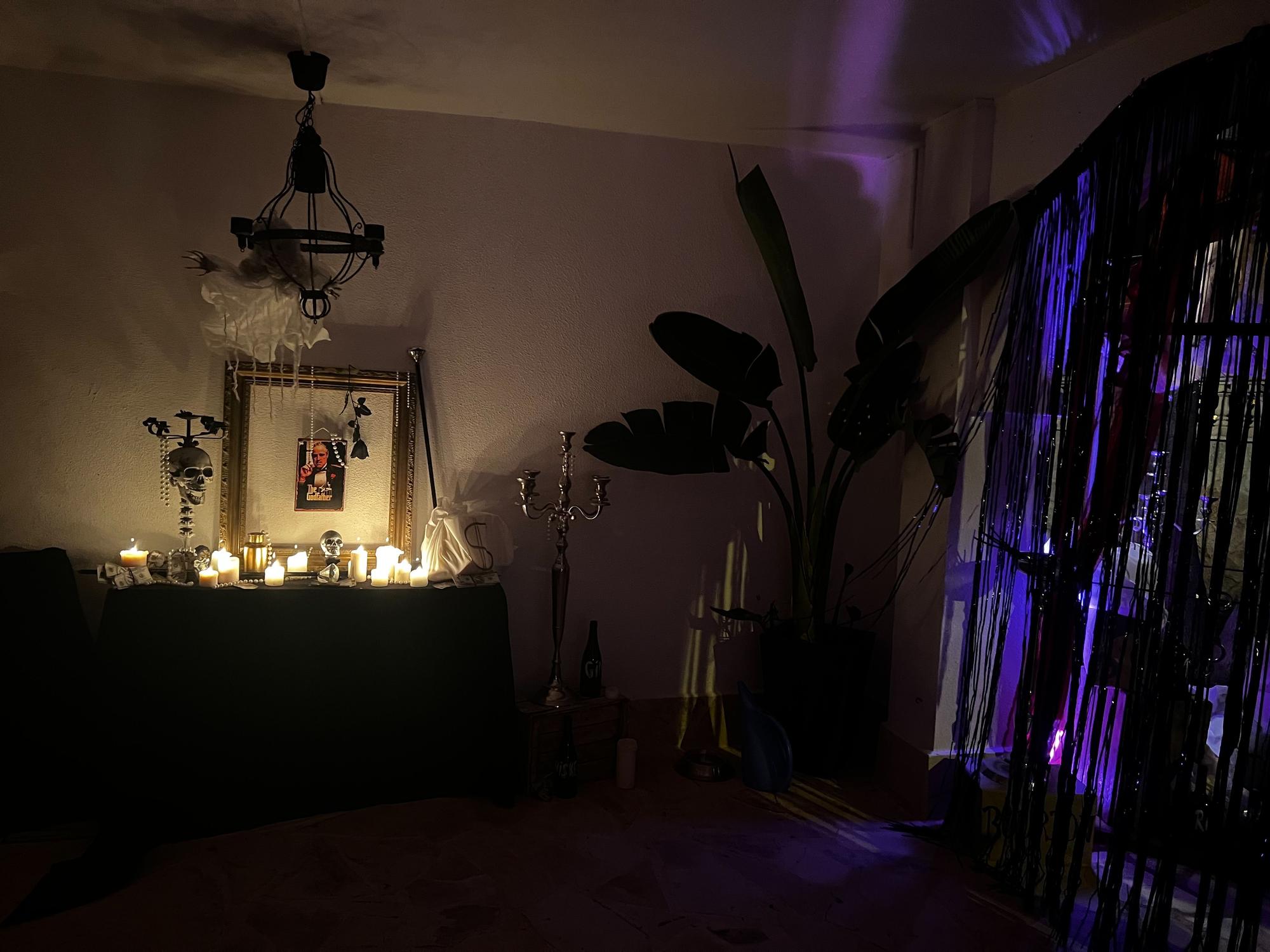 So sah es zu Halloween im Horrorhaus der "Goodbye Deutschland"-Auswanderin auf Mallorca aus