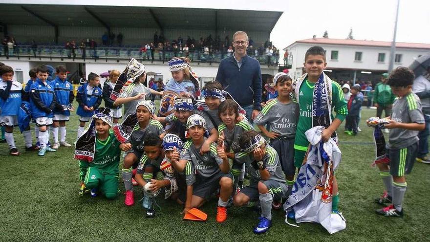 El Real Madrid se llevó la victoria en la edición del 2016 jugada en San Martiño. // Bernabé