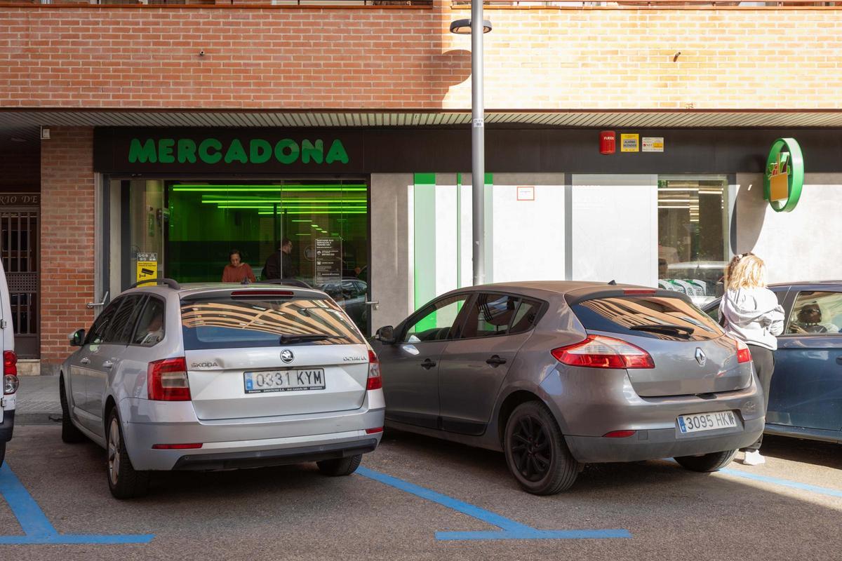 Intento de robo en el Mercadona de la calle Monasterio de Samos, en el barrio de San José.