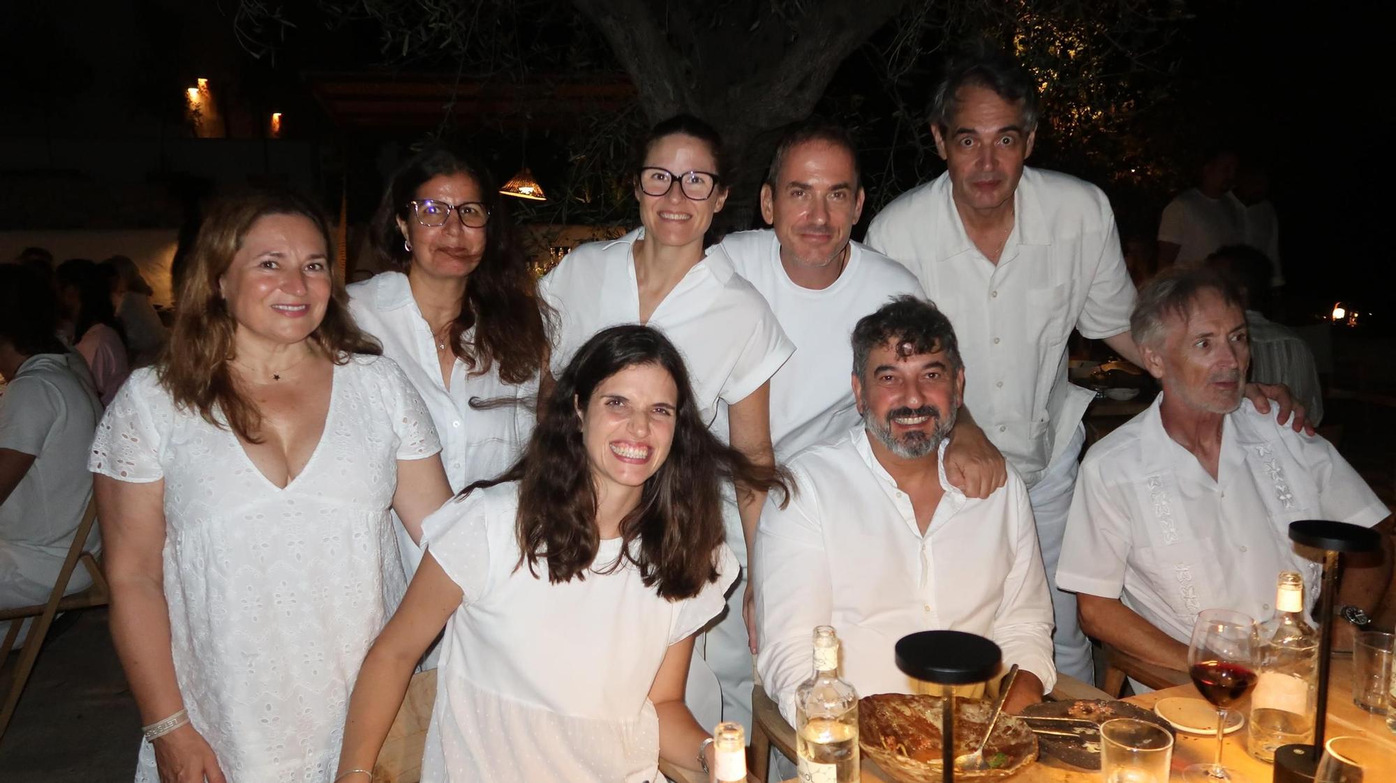 Aniversario blanco de Ricardo Urgell en Ibiza