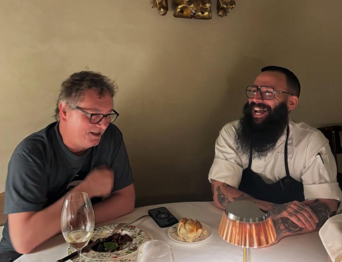 Aduriz con el jefe de cocina de Atrio, el chef Alberto Montes