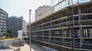 Dos nuevas promociones se yerguen ya sobre Pérez Ardá, en A Coruña