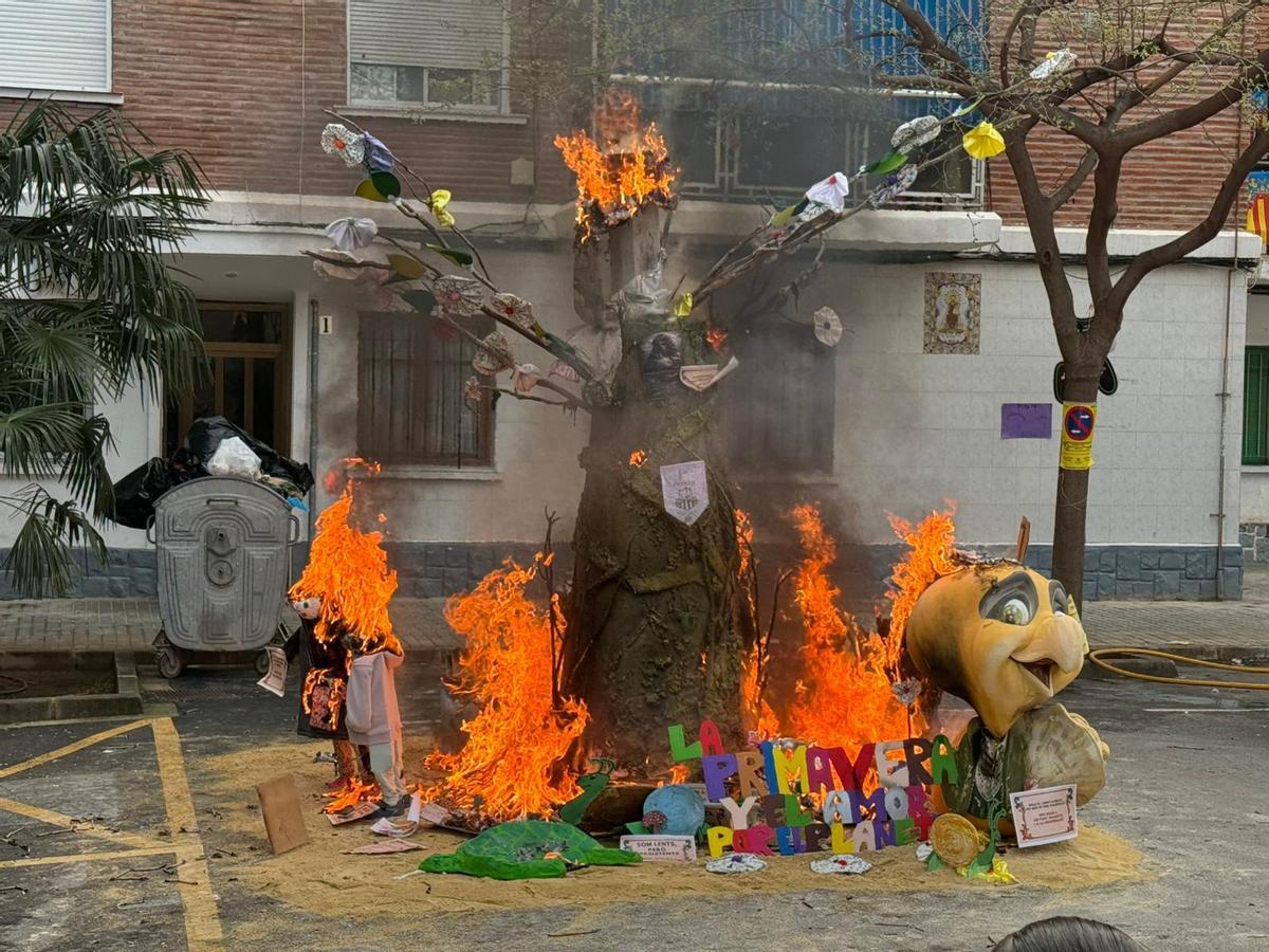 La cremà de la falla de Adisto.