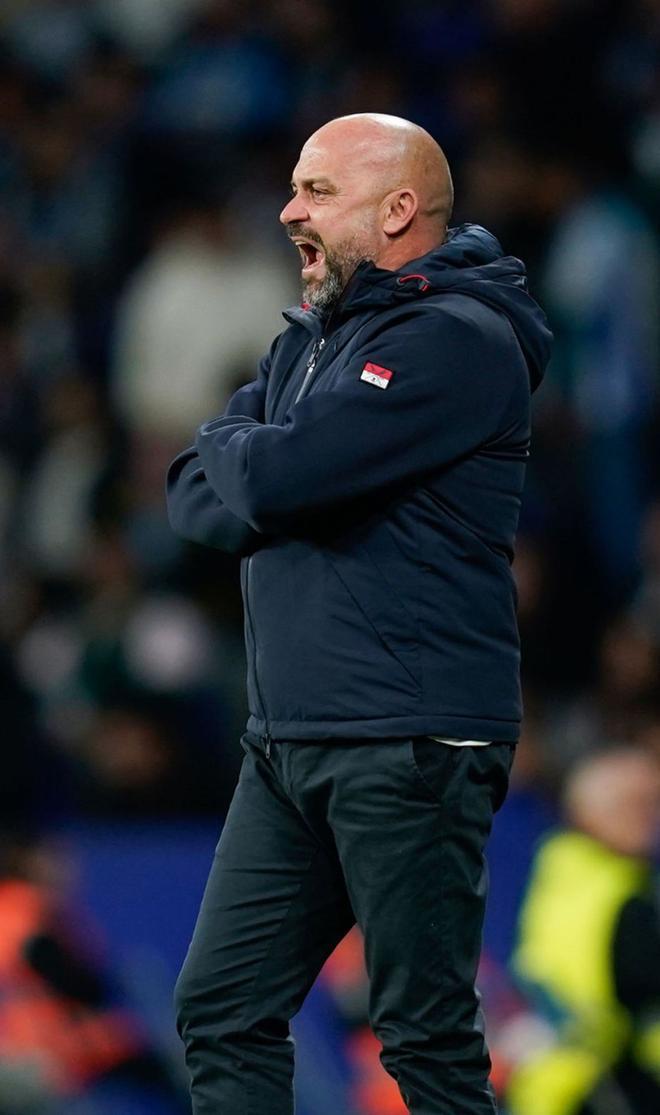 Manolo es rebel·la en les altures