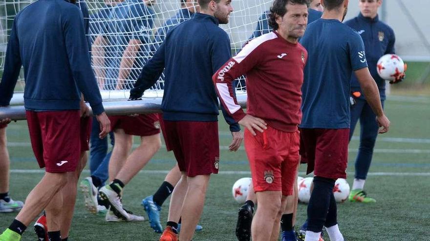 Luisito durante un entrenamiento en Príncipe Felipe. // R.Vázquez