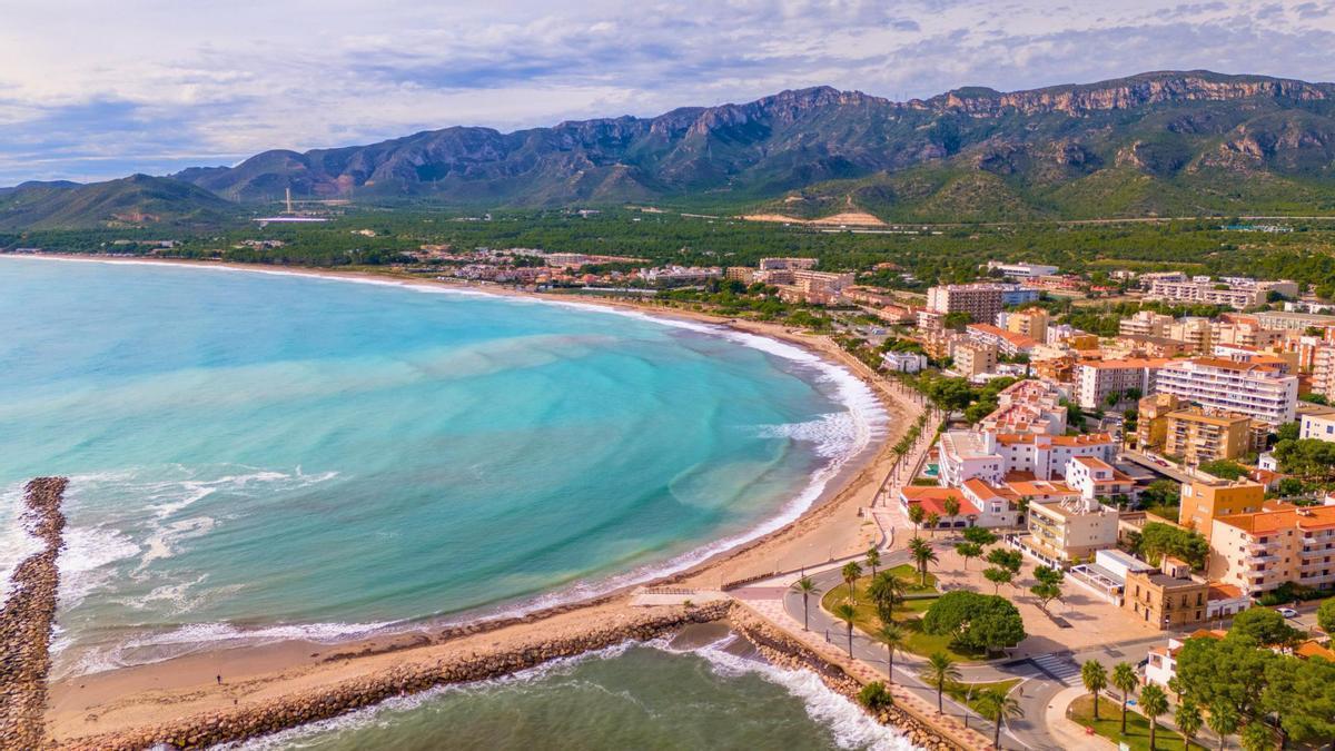 El pueblo de la costa de Tarragona al que hacer una escapada este verano