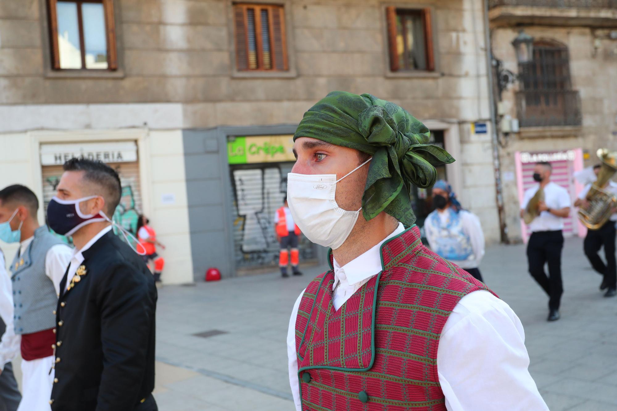 Búscate en la ofrenda por la calle caballeros de las 17:00 a las 18:00